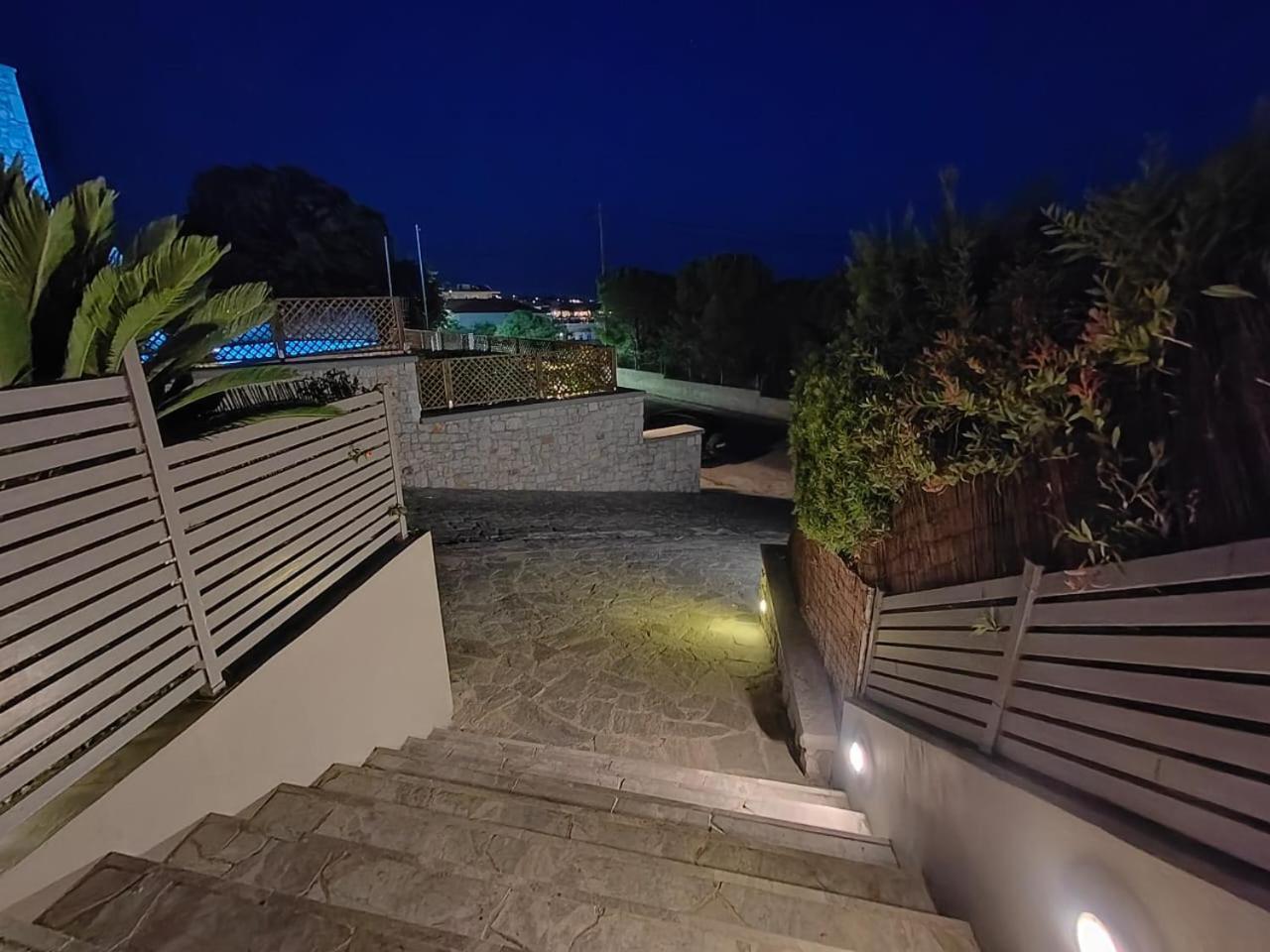 Villa Costamare - Enjoy Lazy Days On The Private Pool-Jacuzzi Pefki  Exterior photo